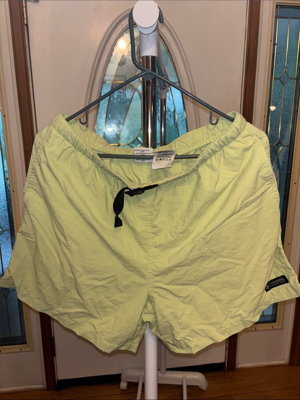 Women’s Columbia Lightweight Elastic Waist Shorts - Pale lime green